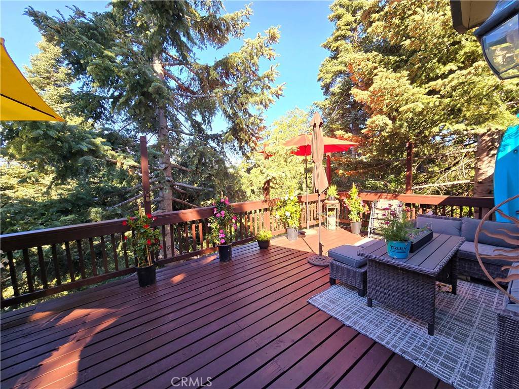 678 Buckingham SQ Lake Arrowhead, CA 92352