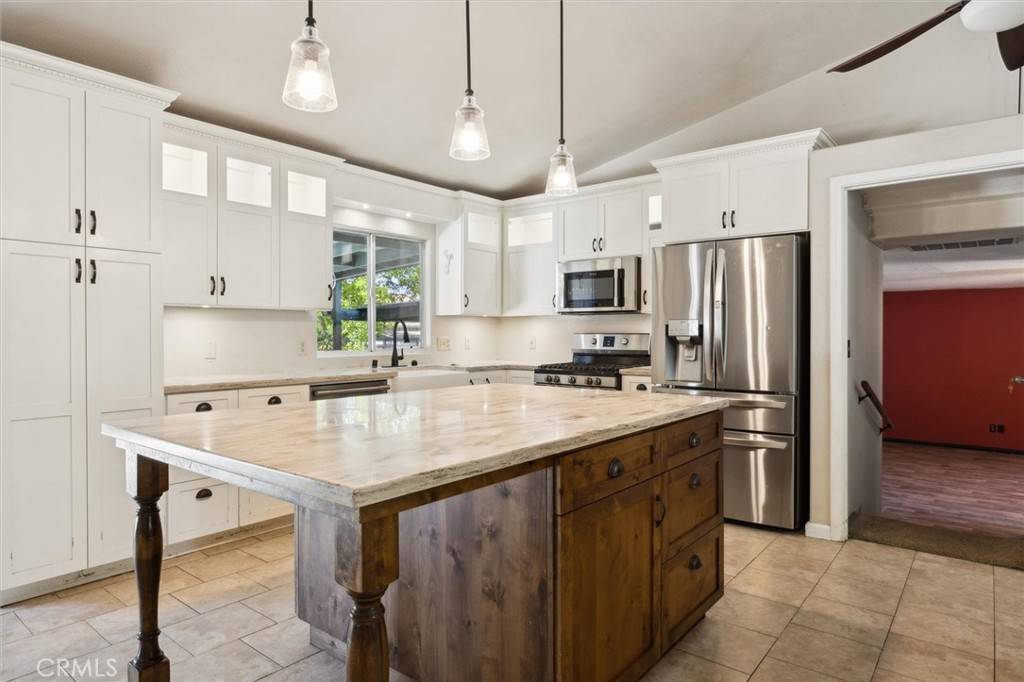 8825 Old Santa Rosa RD Atascadero, CA 93422
