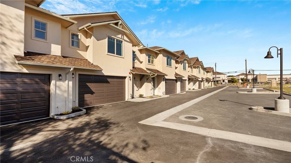 Arroyo Grande, CA 93420,358 S Halcyon RD