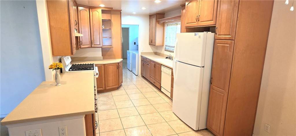 Lompoc, CA 93436,509 N 3rd ST