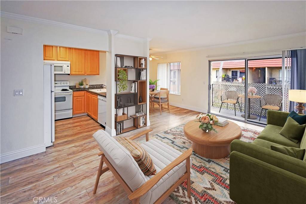 El Cajon, CA 92020,589 N Johnson AVE #202
