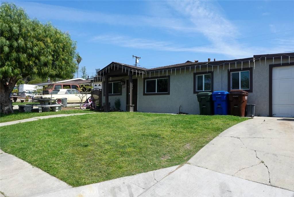 La Puente, CA 91744,318 Lochmere