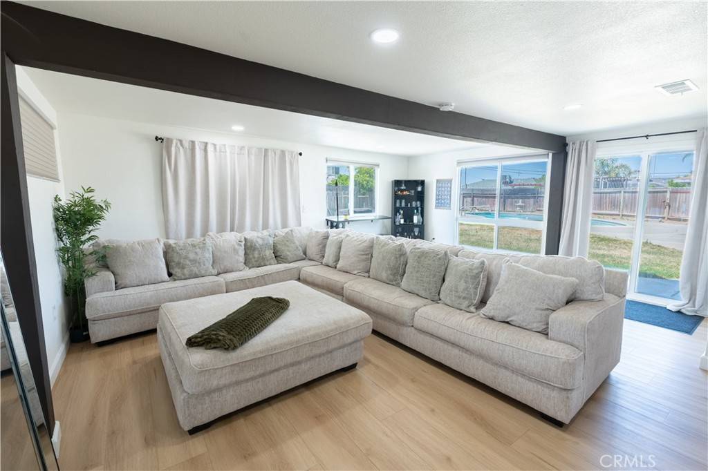 Hanford, CA 93230,10955 Abby LN