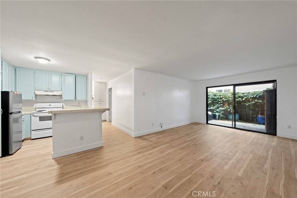 San Diego, CA 92109,4647 Pico ST #101