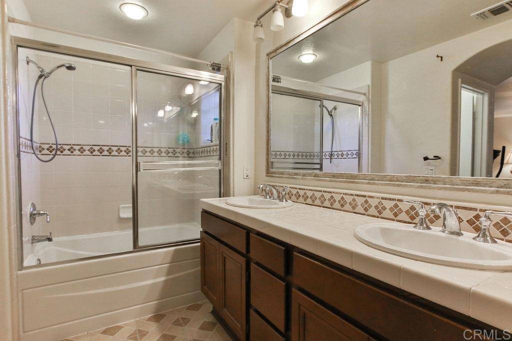 Chula Vista, CA 91915,2175 Condor DR #55