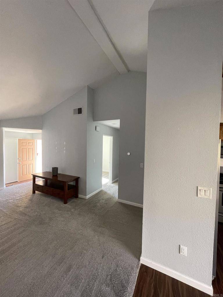 El Cajon, CA 92021,8423 Happy Way S