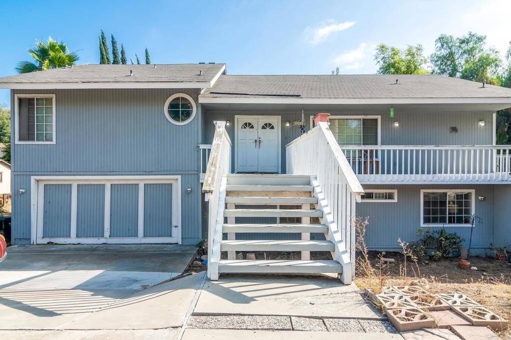 Bonita, CA 91902,3095 Bonita Woods DR