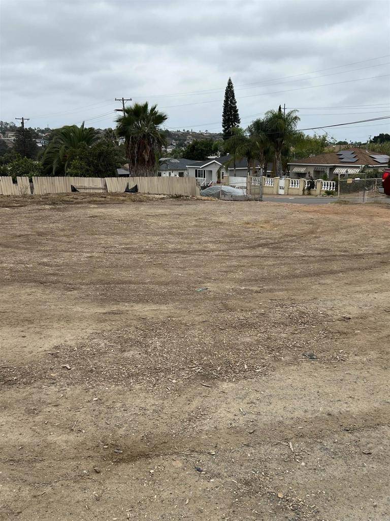 San Diego, CA 92114,6117 Brooklyn AVE