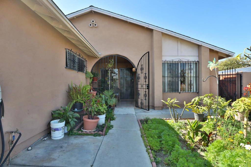 San Ysidro, CA 92173,1764 Blando LN