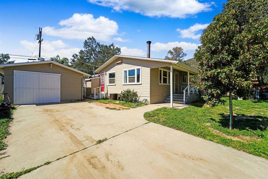 Alpine, CA 91901,1330 Sunny Acres AVE