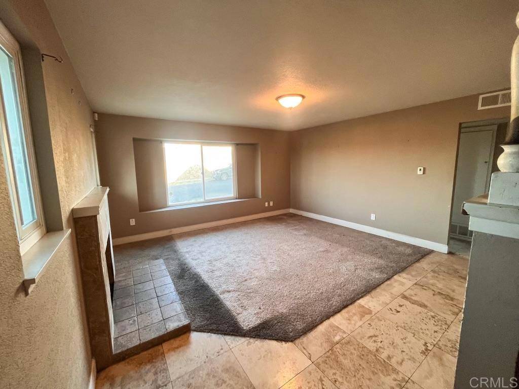 San Diego, CA 92114,262 Welling WAY