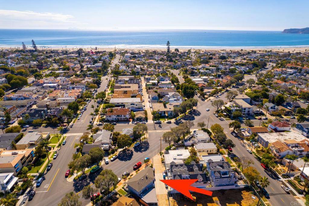 Coronado, CA 92118,850  856 Olive AVE