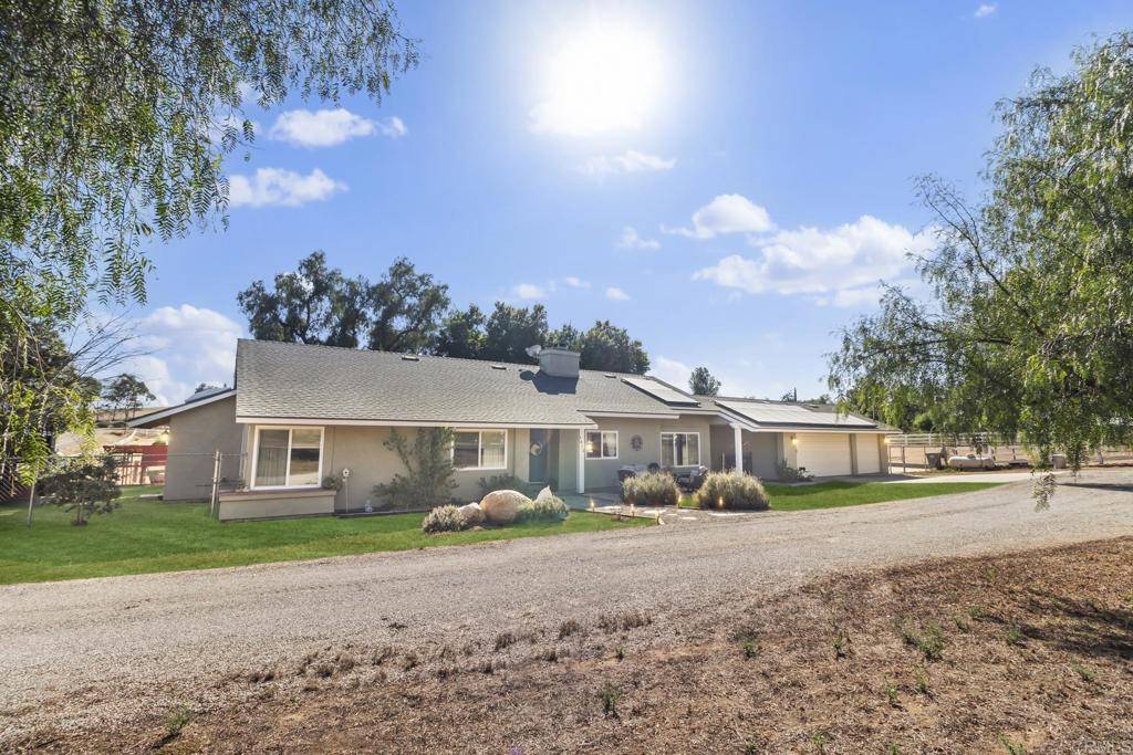 Ramona, CA 92065,1012 Reaser LN