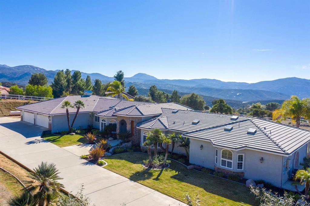 Alpine, CA 91901,2801 Via Asoleado