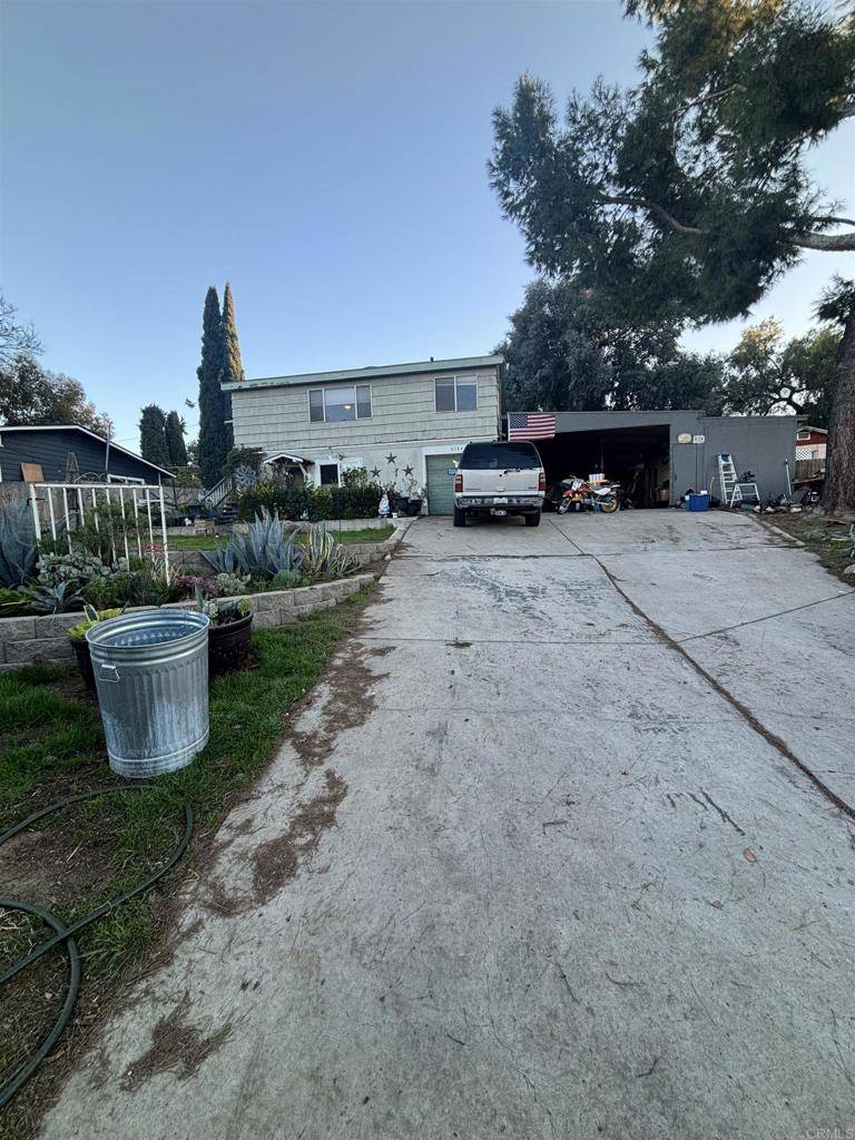 Santee, CA 92071,8584 Atlas View DR