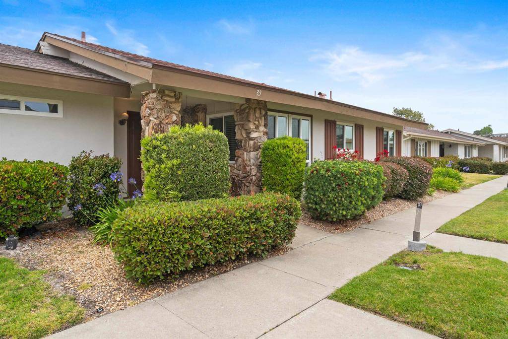 Oceanside, CA 92057,3660 Vista Campana N #33