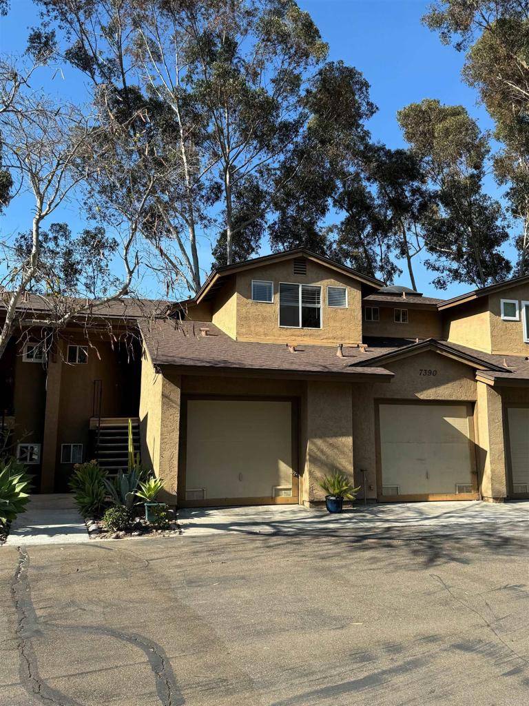 Santee, CA 92071,7390 Mission Trails Dr., Unit 96