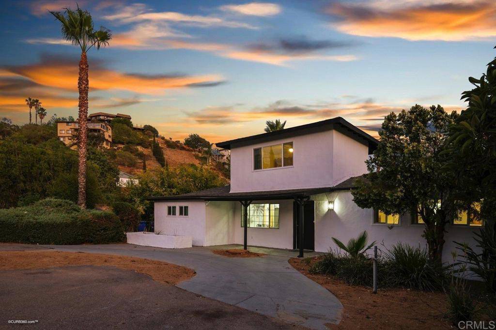 La Mesa, CA 91941,4404 Vista Way