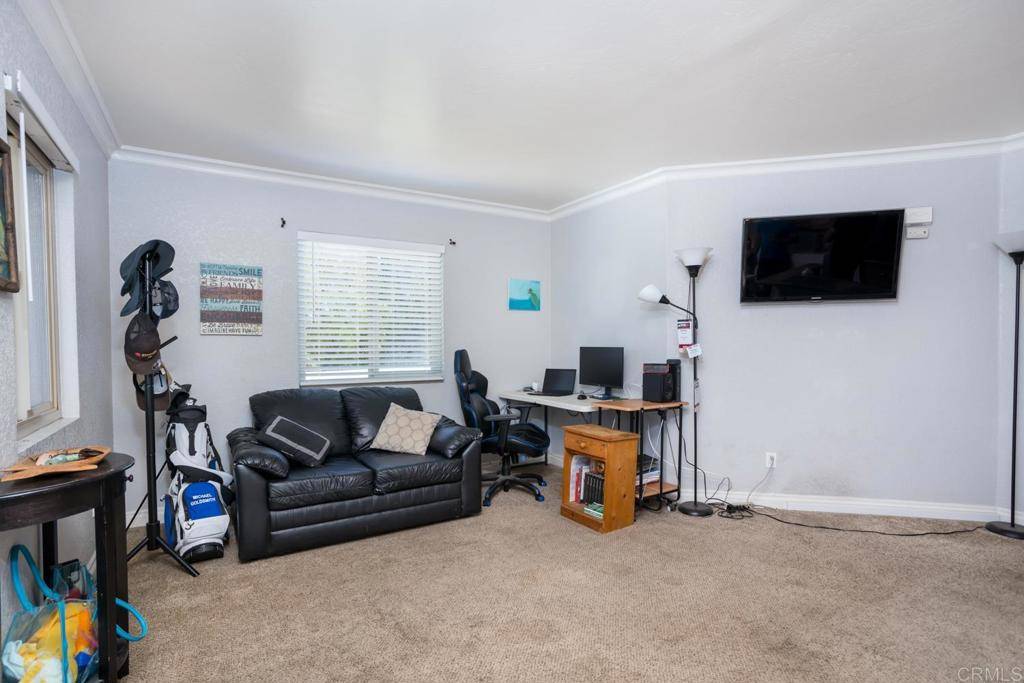 El Cajon, CA 92021,1423 Graves AVE #242