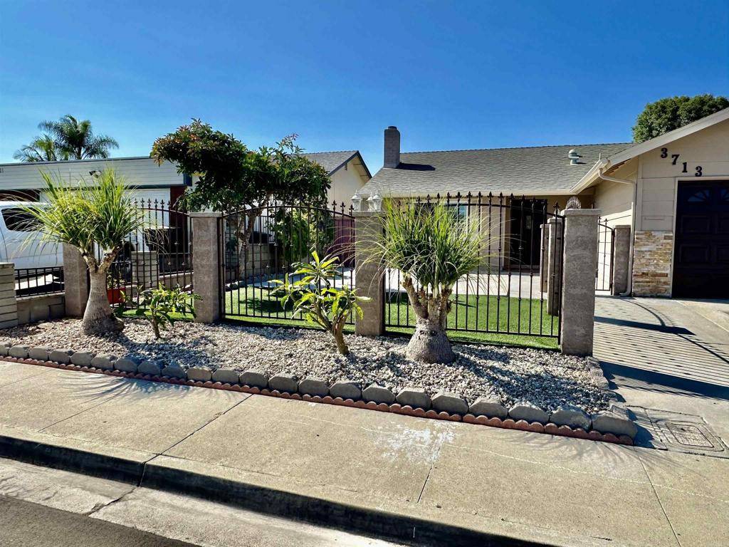 San Diego, CA 92154,3713 Schirra ST