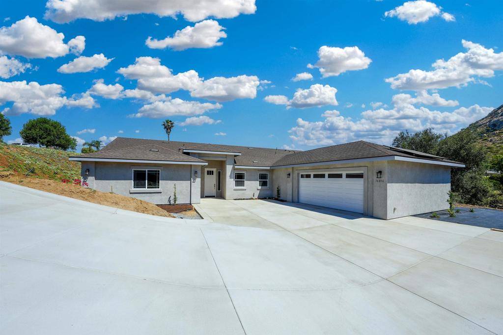 Ramona, CA 92065,16816 Daza DR