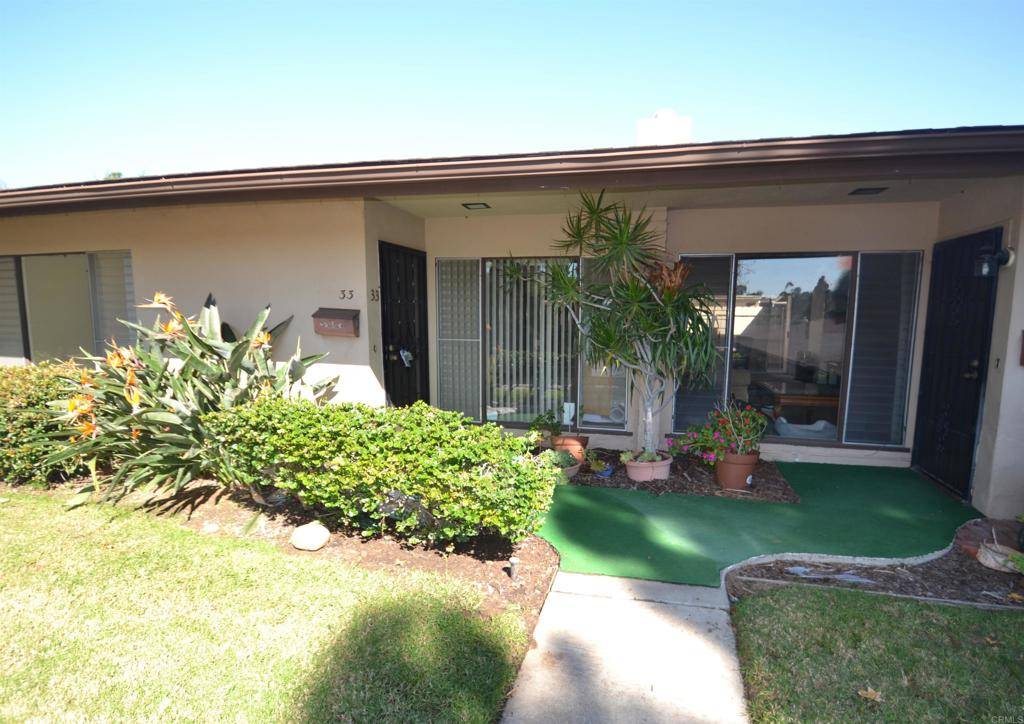 La Mesa, CA 91942,9320 Earl Street #33