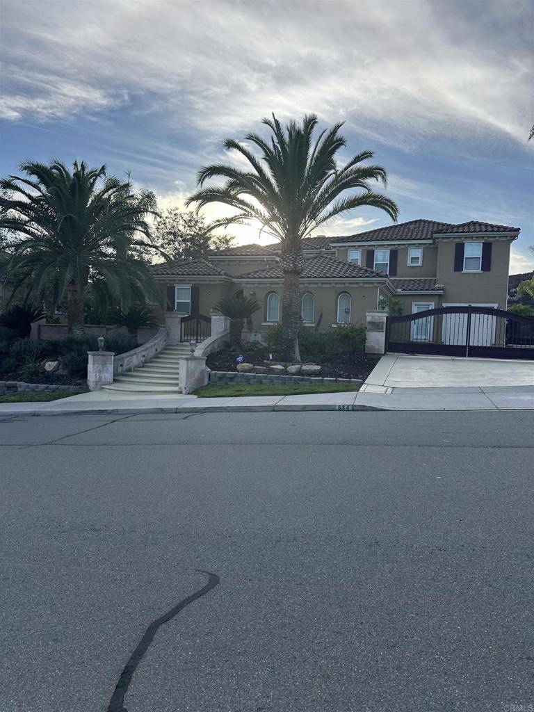 Chula Vista, CA 91914,684 Coastal Hills Dr