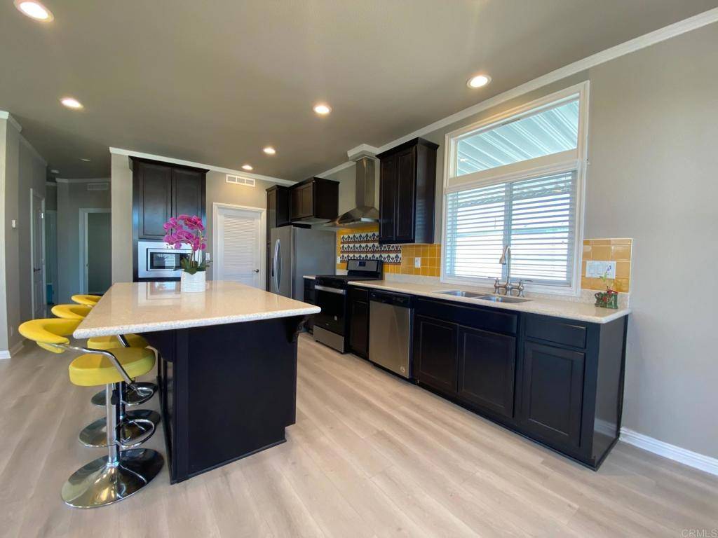 521 Orange Ave #104 Chula Vista, CA 91911