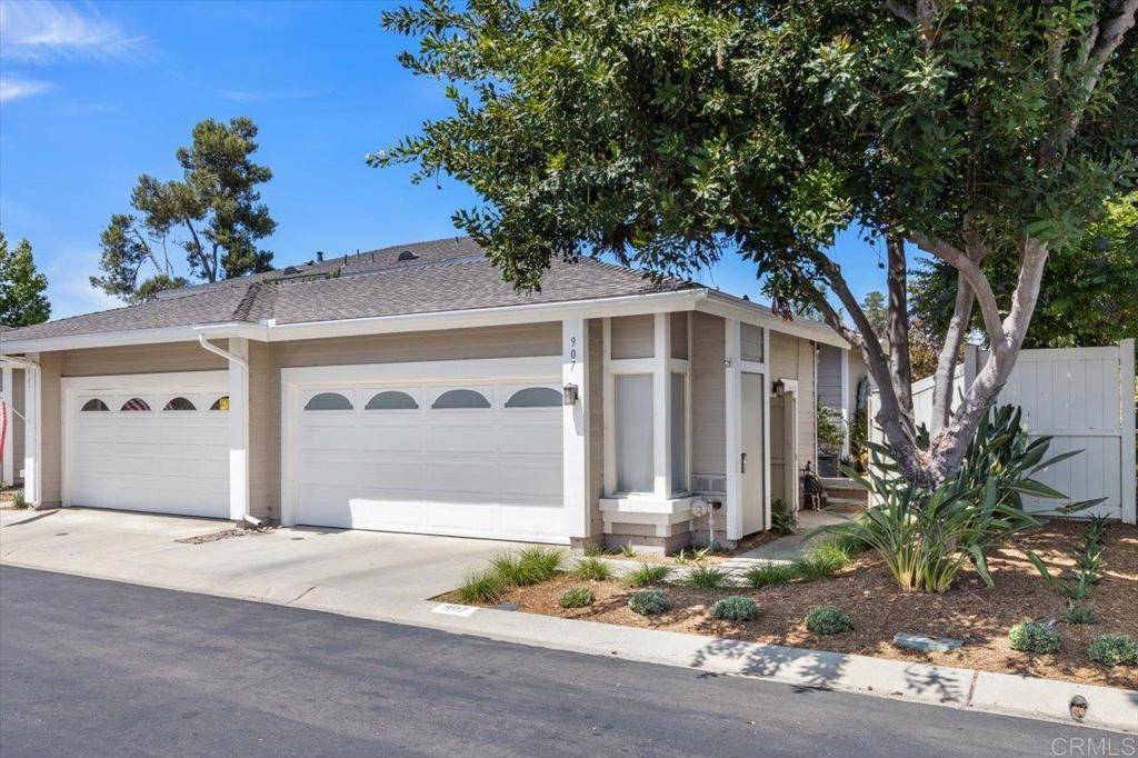 Vista, CA 92081,907 Wentworth Circle