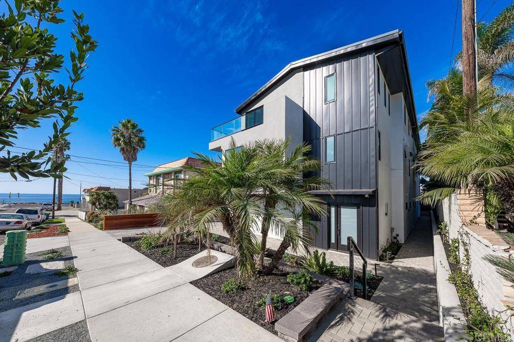 Carlsbad, CA 92008,164 Cherry Ave