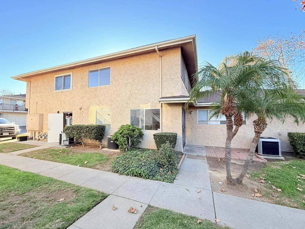 Lakeside, CA 92040,12125 Wintercrest DR #3