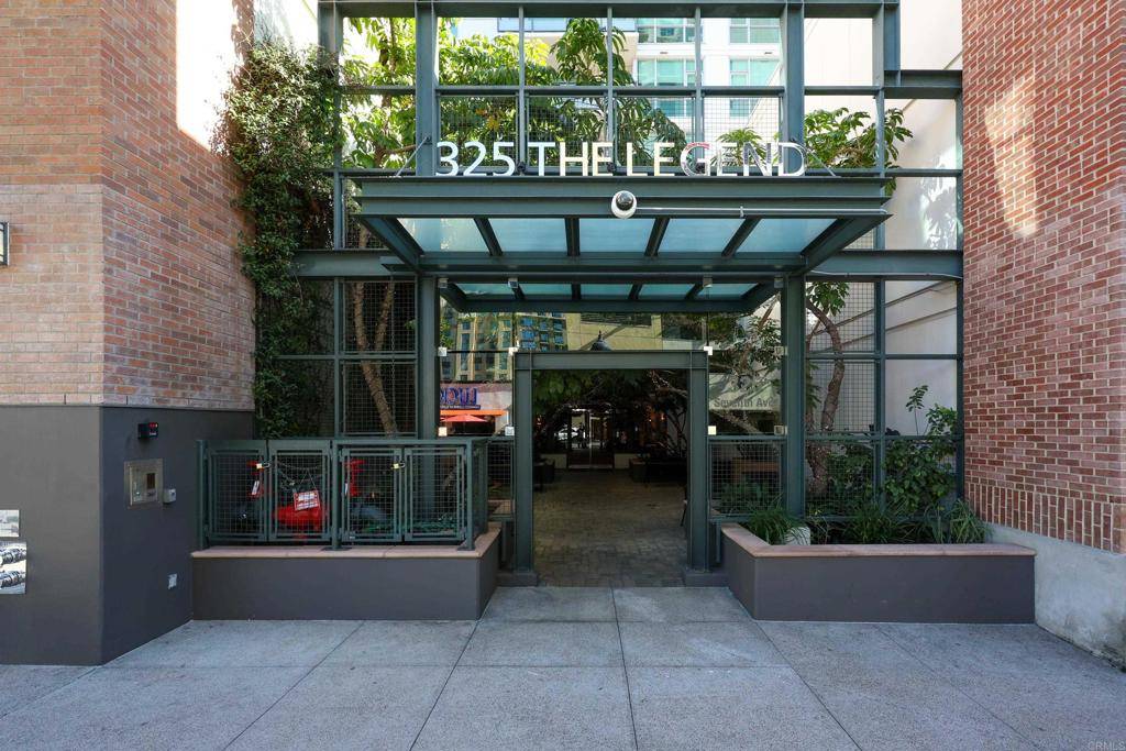 San Diego, CA 92101,325 7Th AVE #1204