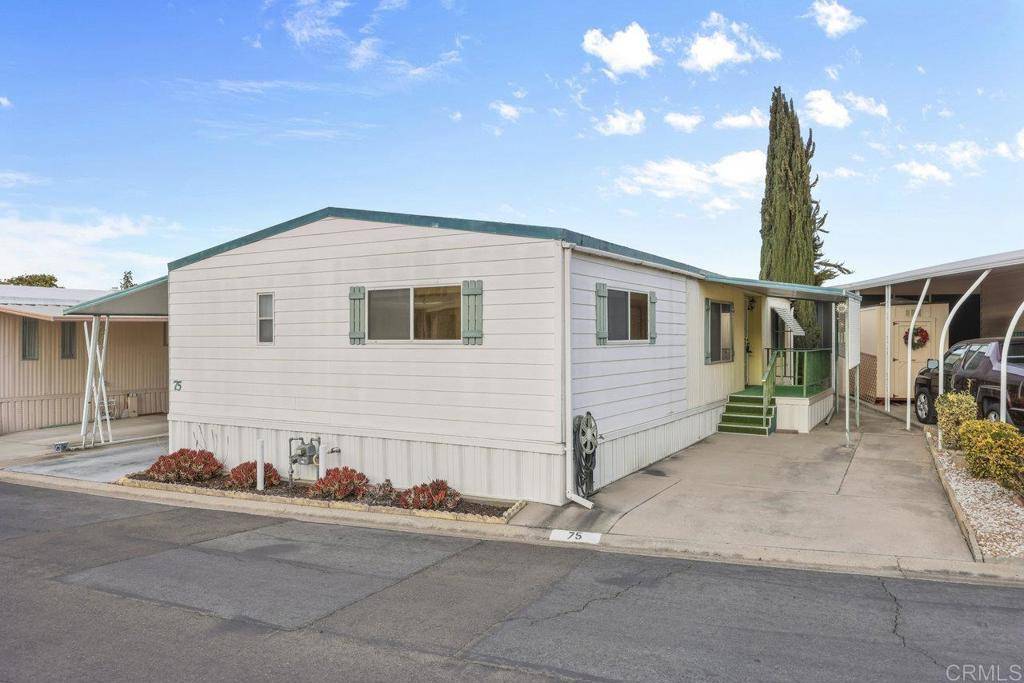 Santee, CA 92071,7467 Mission Gorge #75