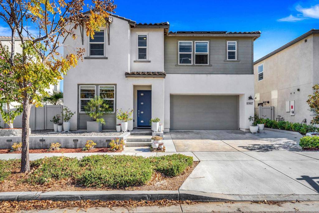 Santee, CA 92071,8987 Hightail DR