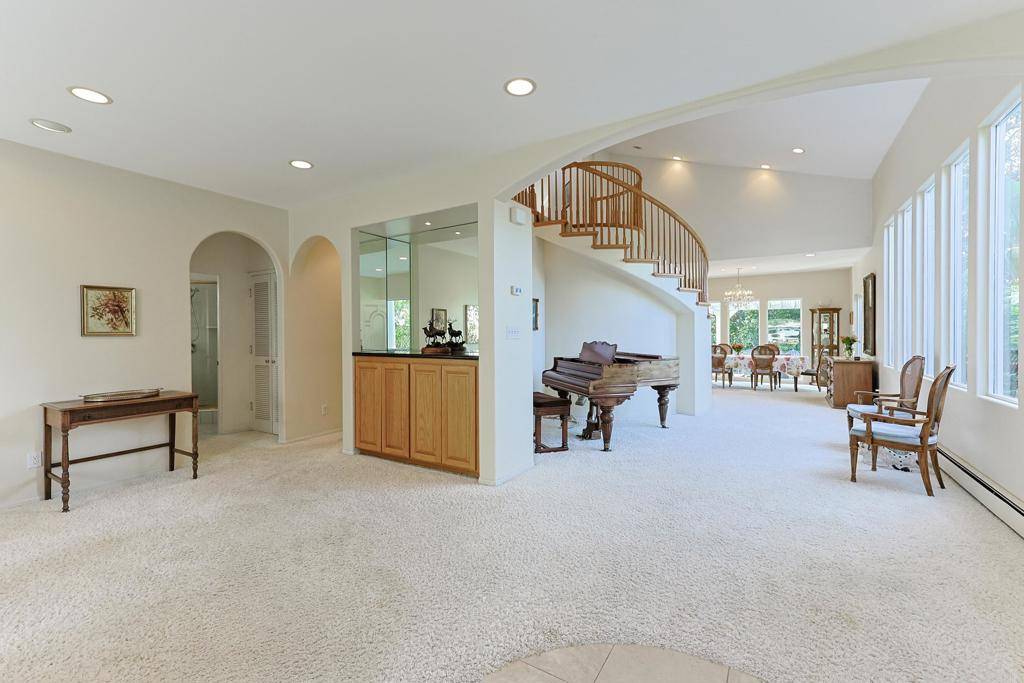 Coronado, CA 92118,638 Margarita Ave