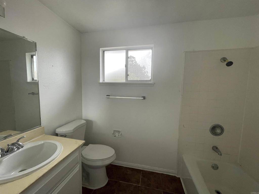 262 Eucalyptus CT Chula Vista, CA 91910
