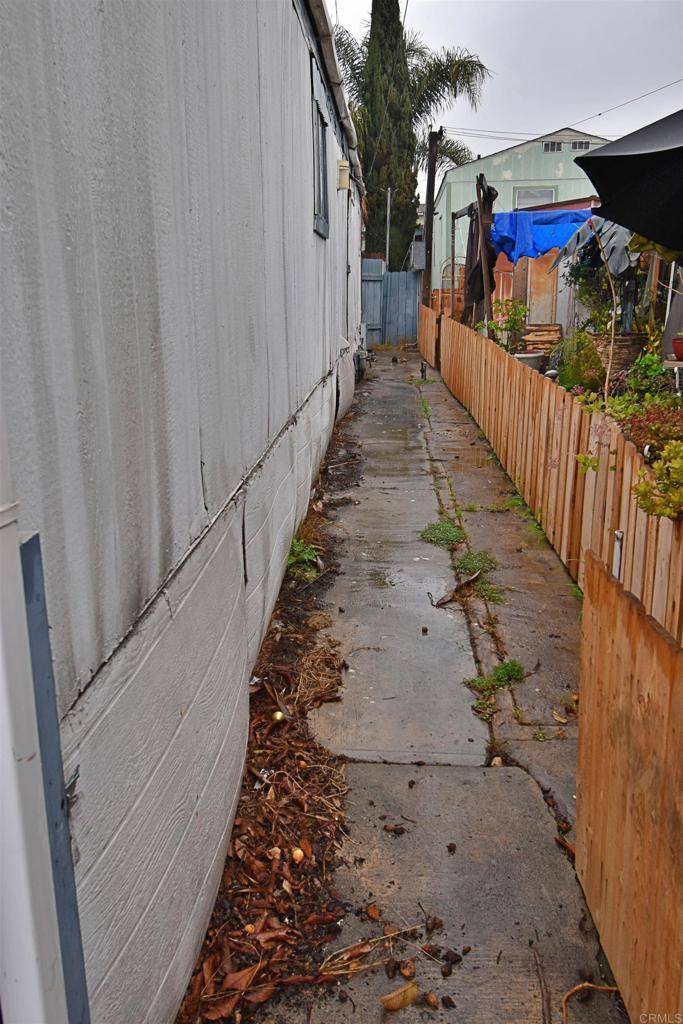 San Diego, CA 91954,874 Hollister ST #54