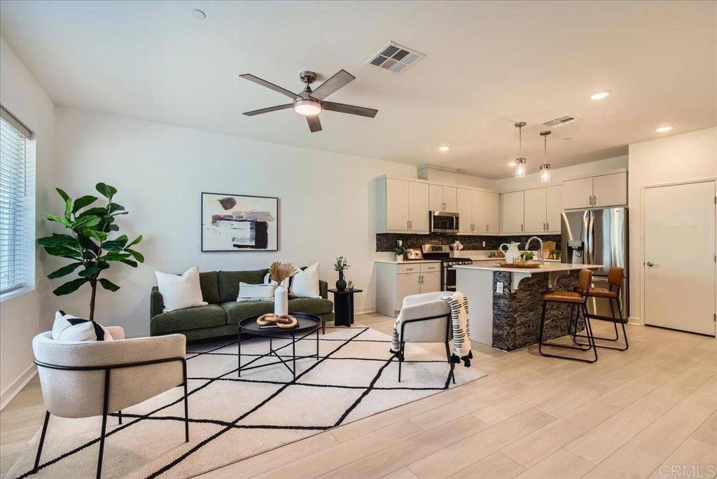Fallbrook, CA 92028,35107 Rangpur LN
