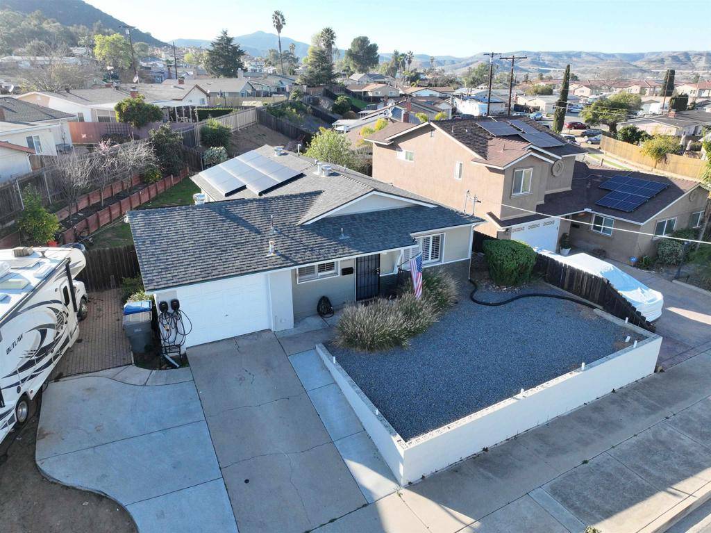 Santee, CA 92071,8556 Matterhorn DR