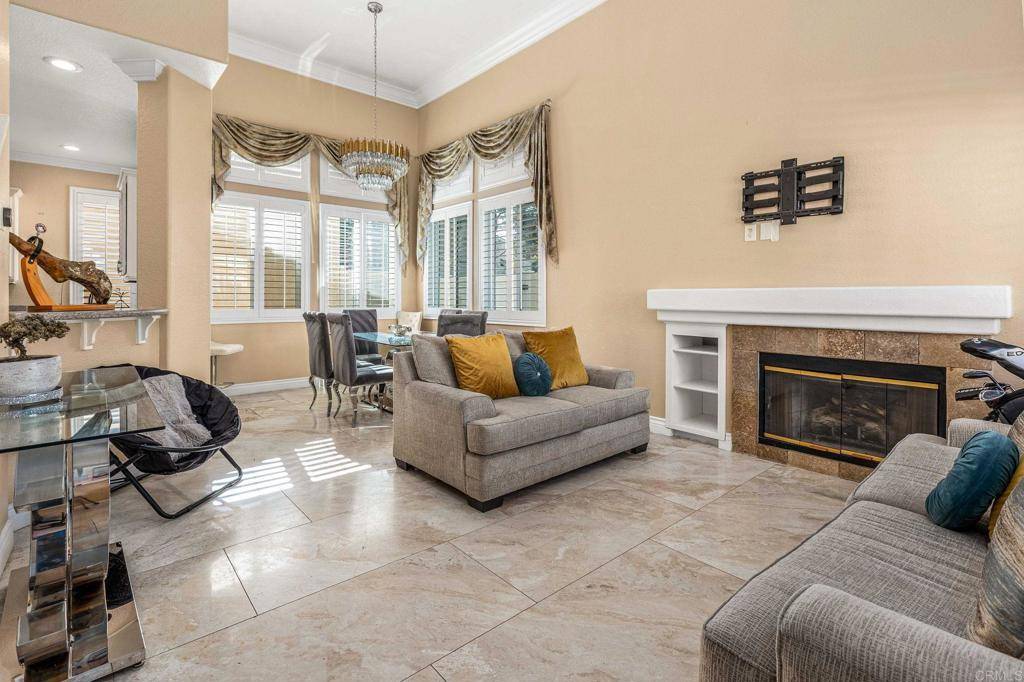 Chula Vista, CA 91910,832 Caminito Estrella