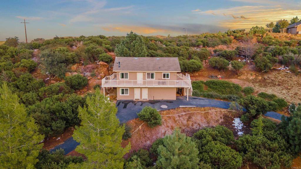 Julian, CA 92036,35465 Sunset LN