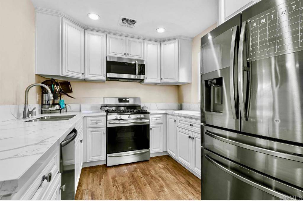 Spring Valley, CA 91977,821 Maria AVE