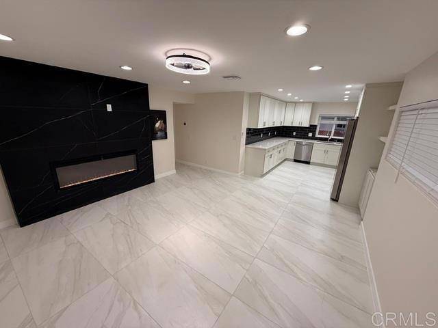 Carlsbad, CA 92008,4566 Cove DR #C