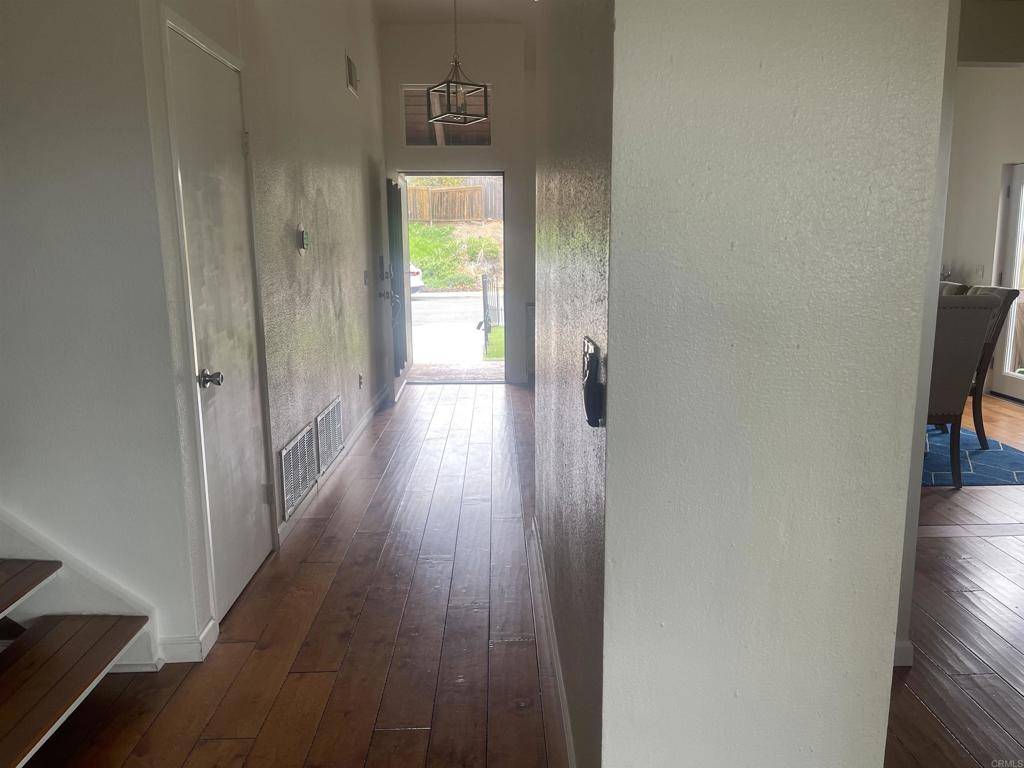 Santee, CA 92071,10976 Collinwood DR