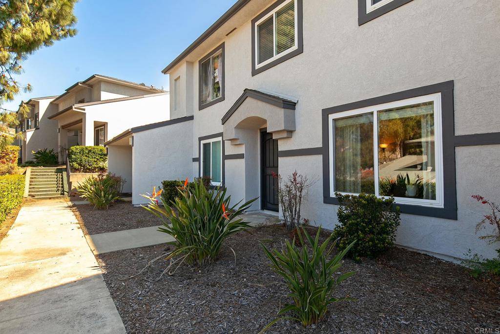 Santee, CA 92071,10612 QUEEN JESSICA LN