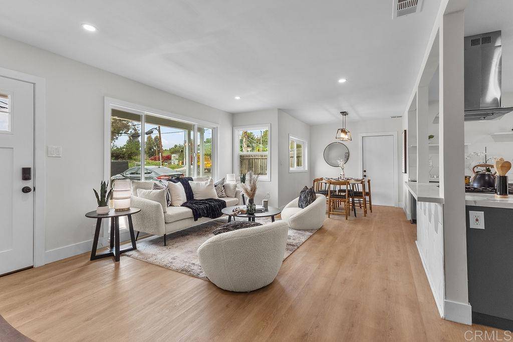 Spring Valley, CA 91977,8614 Tyler ST