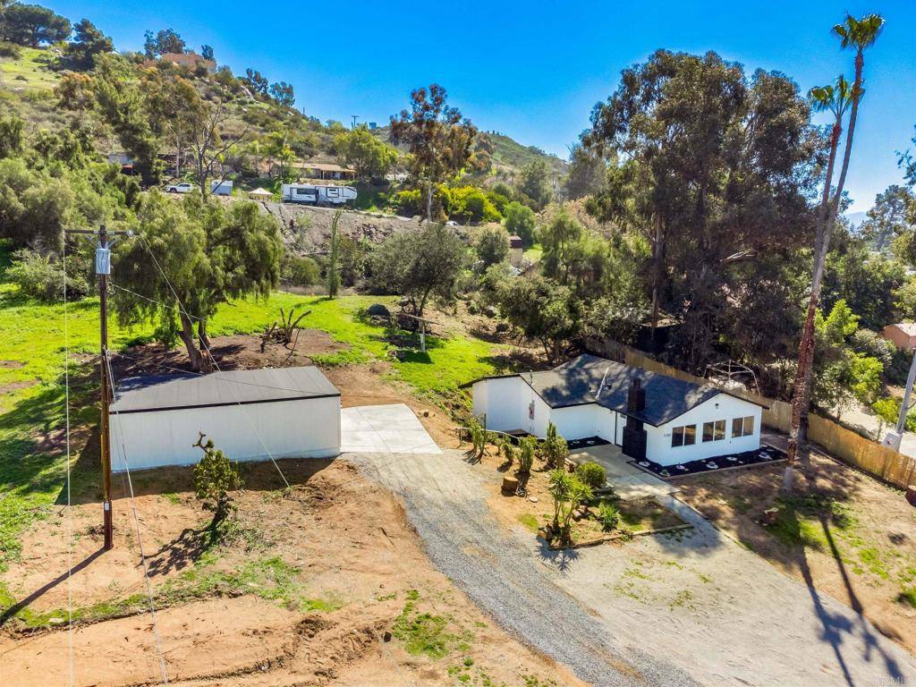 Lakeside, CA 92040,11361 Oak Creek DR