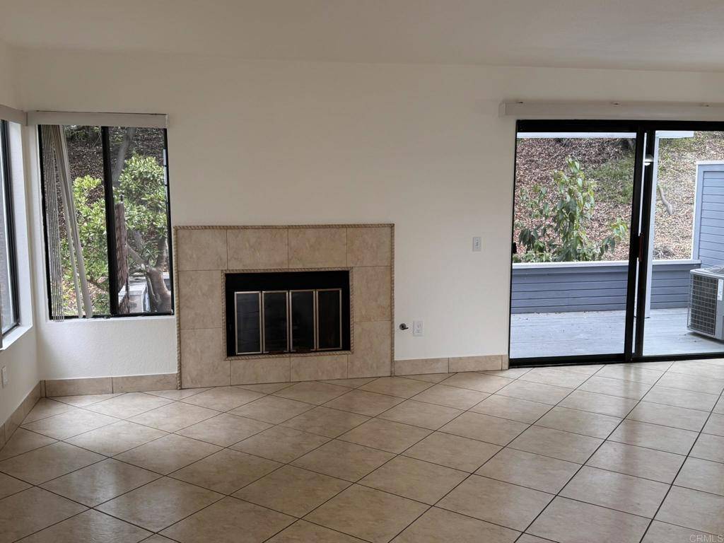 Chula Vista, CA 91910,373 Windjammer