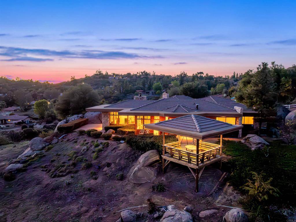 Alpine, CA 91901,2436 Camino Del Vecino