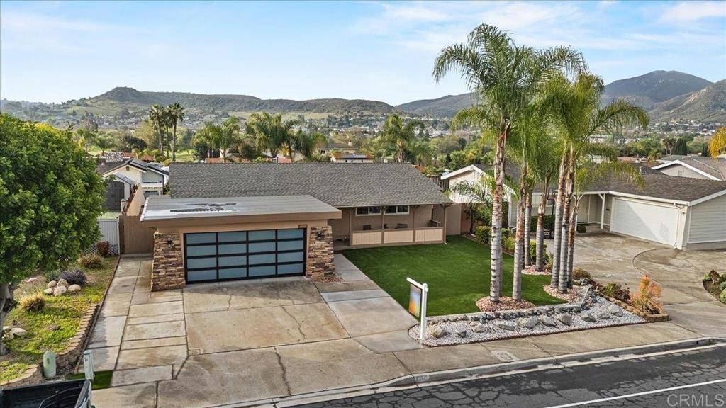 Santee, CA 92071,8611 Carlton Oaks Dr